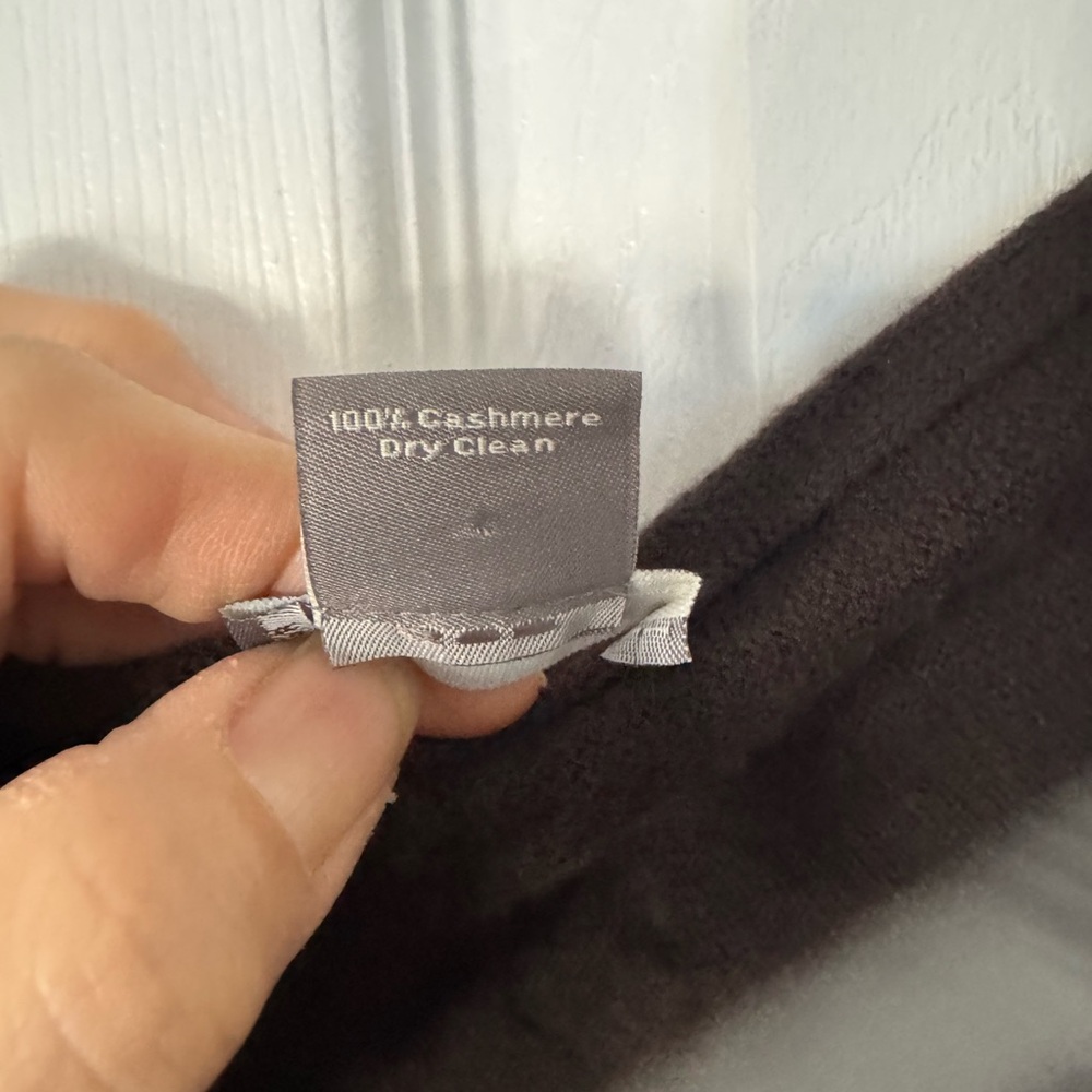 Ann Taylor Dark Brown 100% Cashmere Cowl Neck Sweater NWOT - Picture 3 of 4